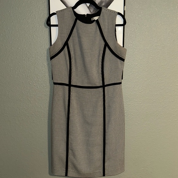 Pencil Dress - Picture 2 of 4